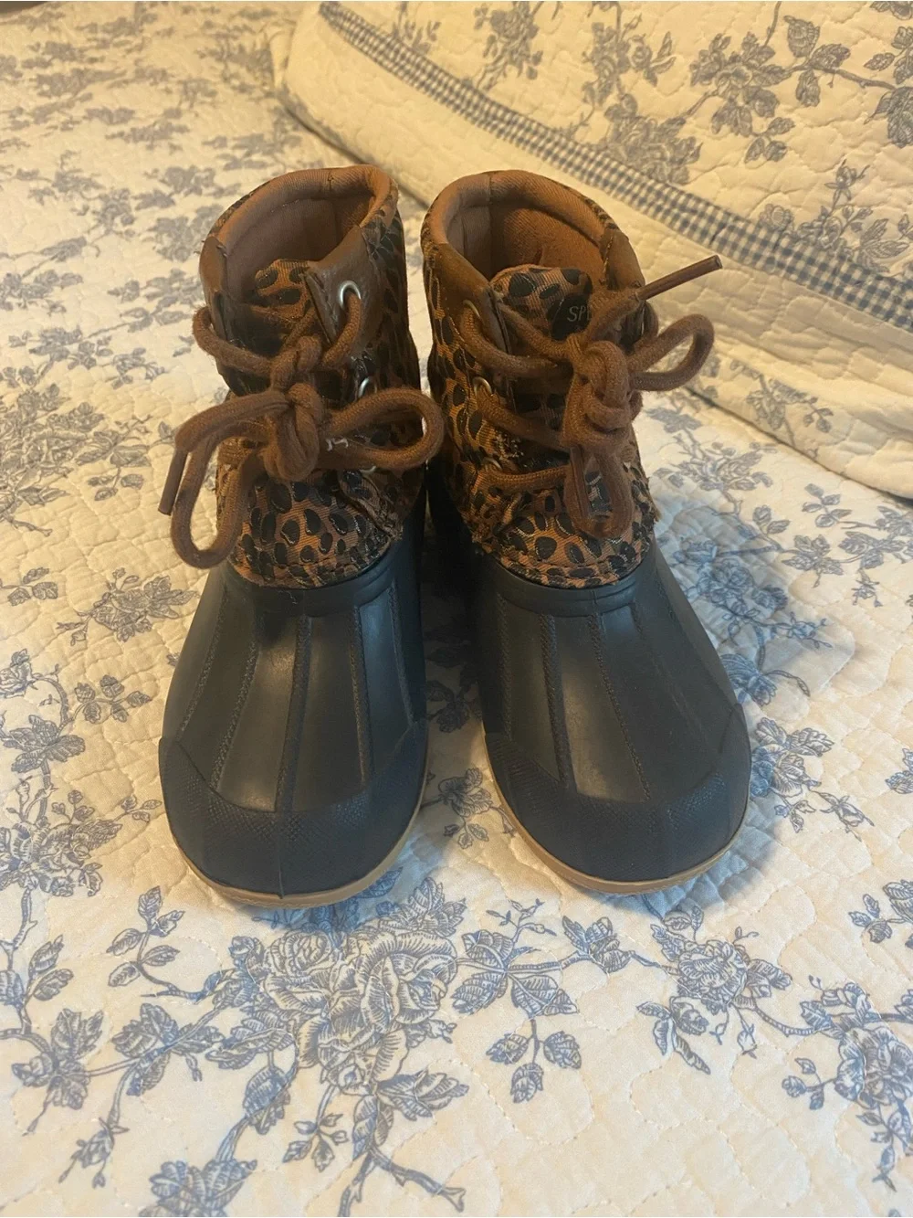 Sperry Toddler Girl Cheetah Print Duck Boots Size 10